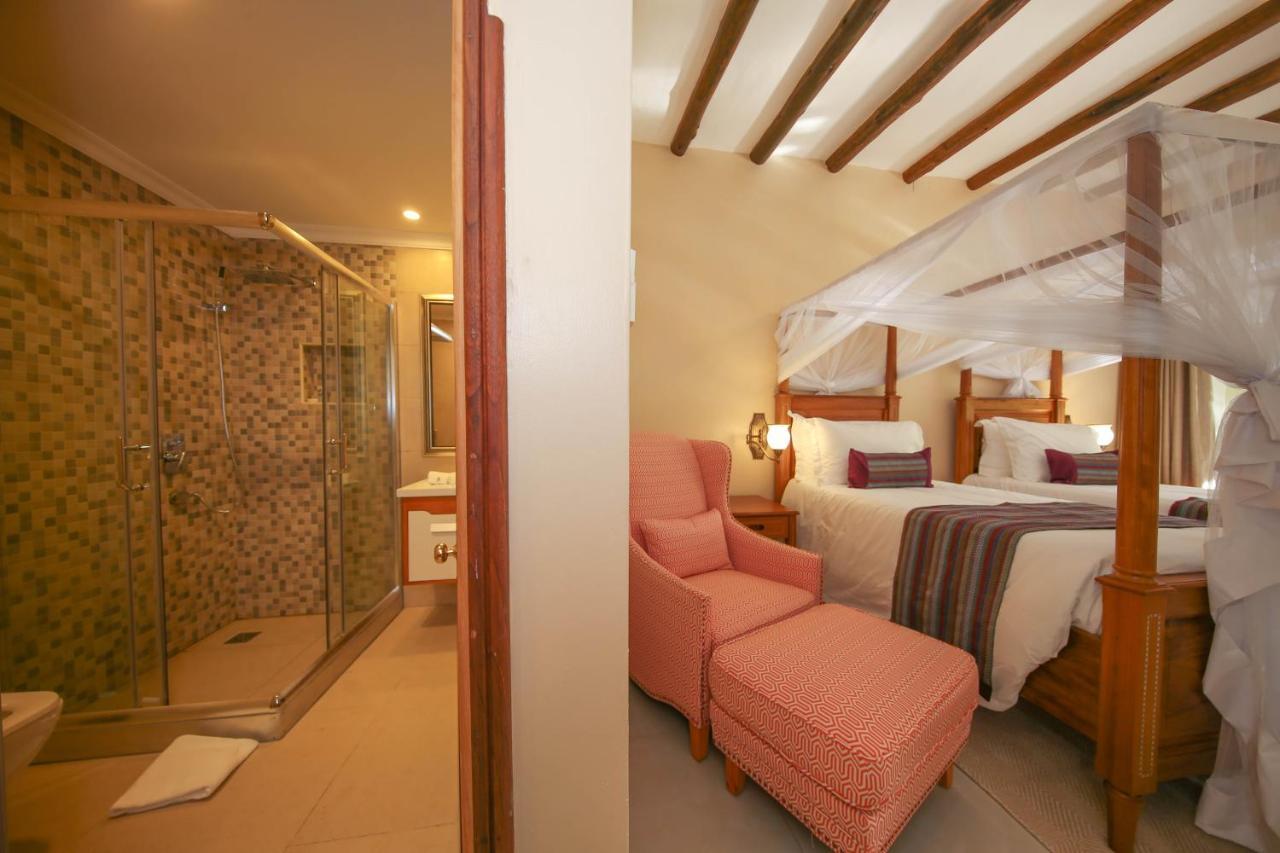 No 5 Boutique Hotel Limited Энтеббе Экстерьер фото
